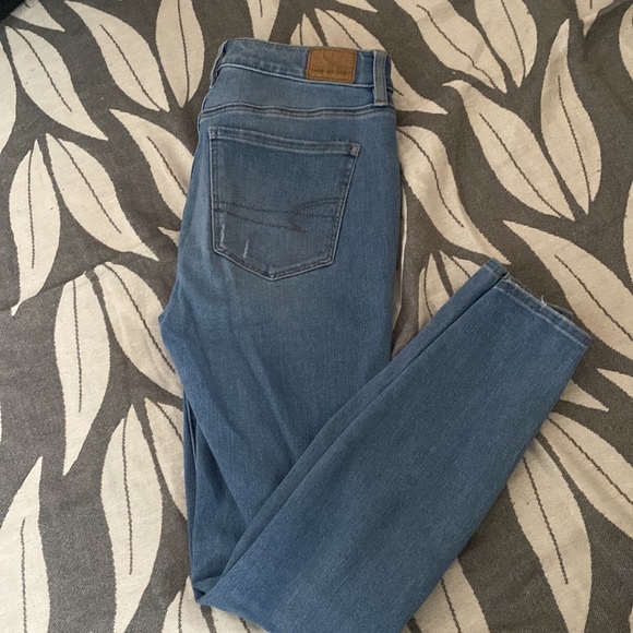 Women American eagle jeans size 4 - Picture 4 of 4